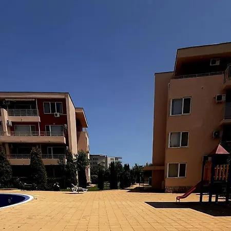 公寓 1 Bedroom Fort Noks 阳光海滩